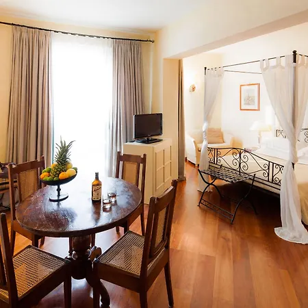 Hotel Cosmo Torri