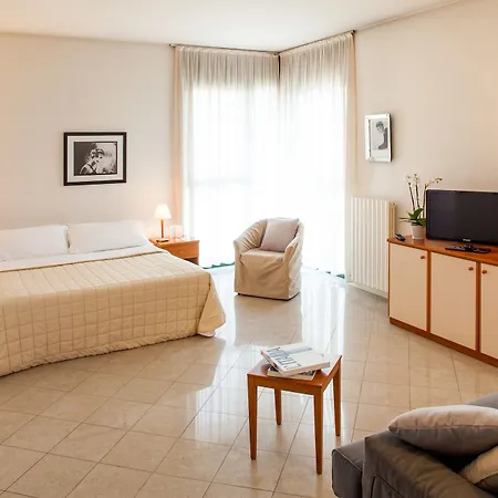 Hotel Cosmo Torri Vimercate