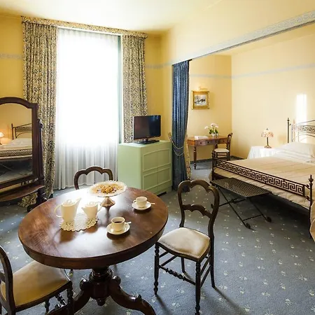 Cosmo Torri Hotel