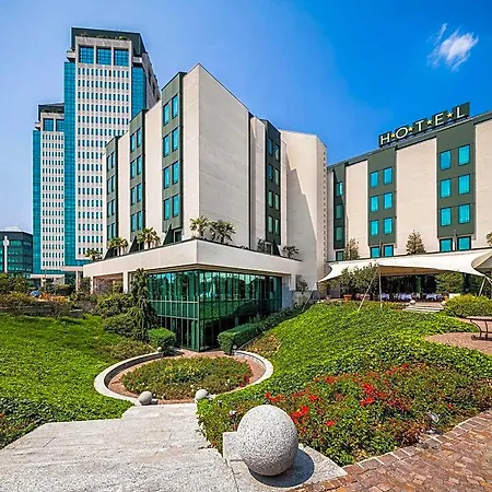 Cosmo Torri Hotel Vimercate