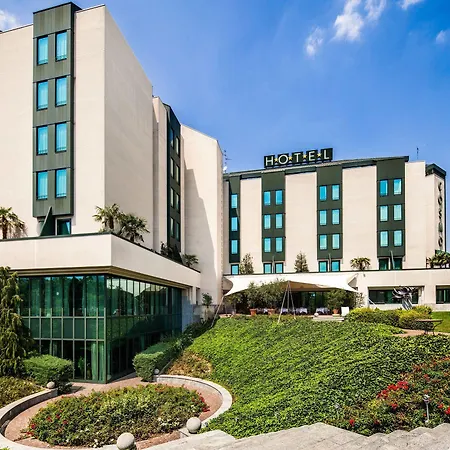 Cosmo Torri Hotel Vimercate